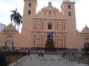 Catedral-Metropolitana-de-Tegucigalpa-Honduras_