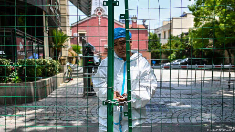 Millones de personas fueron confinadas en China por nuevos brotes de coronavirus