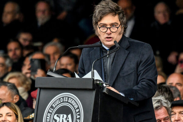 «Todo es mentira»: Milei se pronuncia por primera vez sobre acusaciones de corrupción