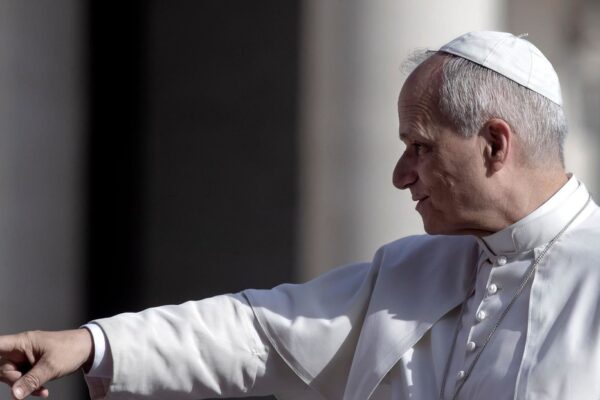 El papa León XIV se define sobre el matrimonio: «La familia es padre, madre e hijos»